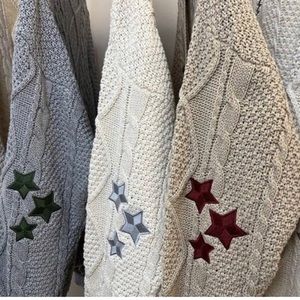 ISO ALL TAYLOR SWIFT CARDIGANS!!!!